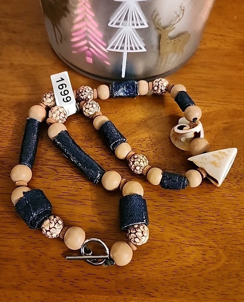 Handmade Artisan Mixed-Material Beaded Necklace #1699