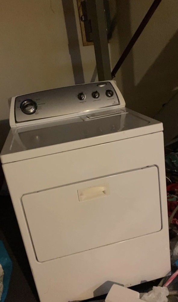 Barely Used Dryer Never Hoooed Up