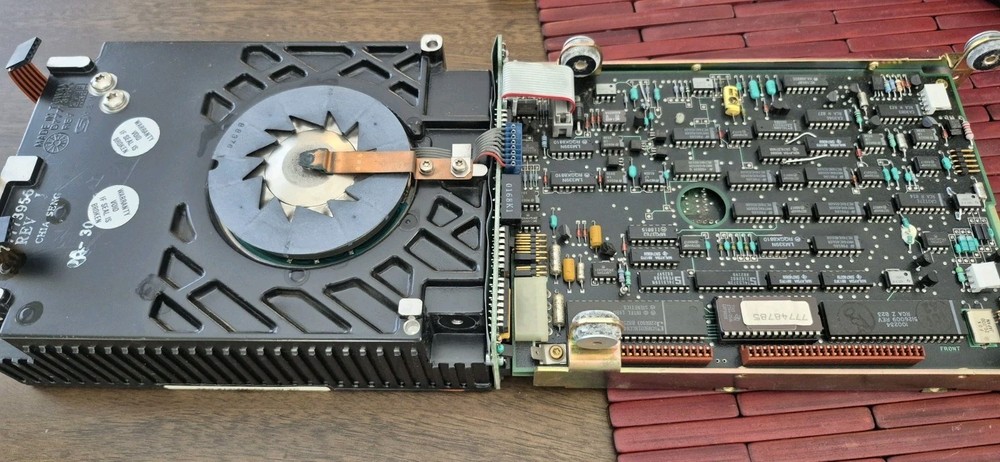 SGI IRIS 4D Silicon Graphics Hard Drive Control Data #77777127,UNTESTED