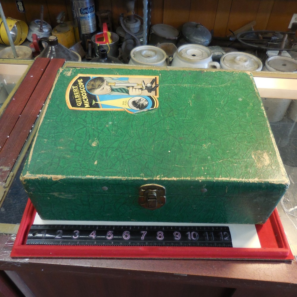VINTAGE GILBERT MICROSCOPE EMPTY GREEN CASE ONLY