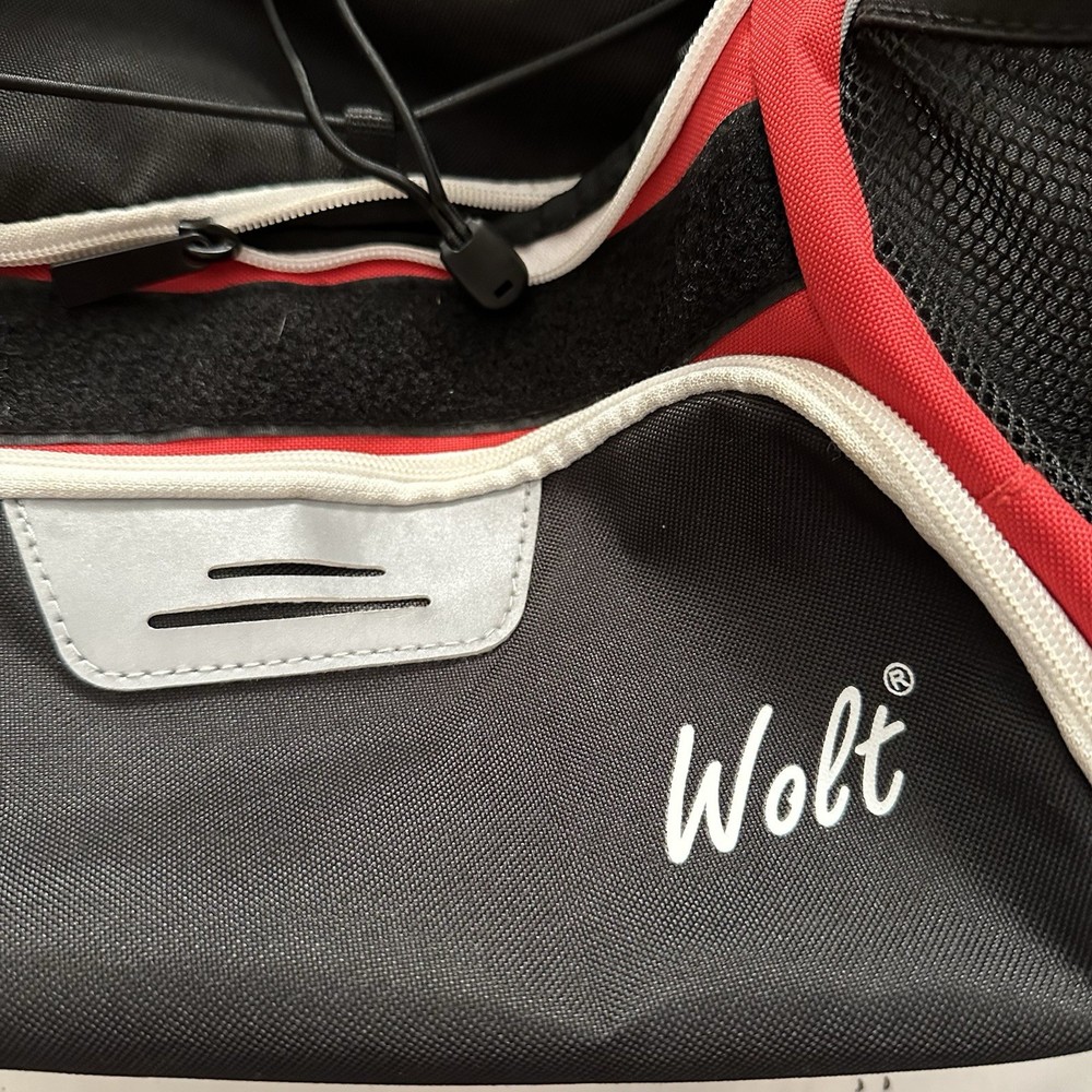 Wolt 4 Bat Baseball Bag Backpack Black Red Great Condition Pre owned