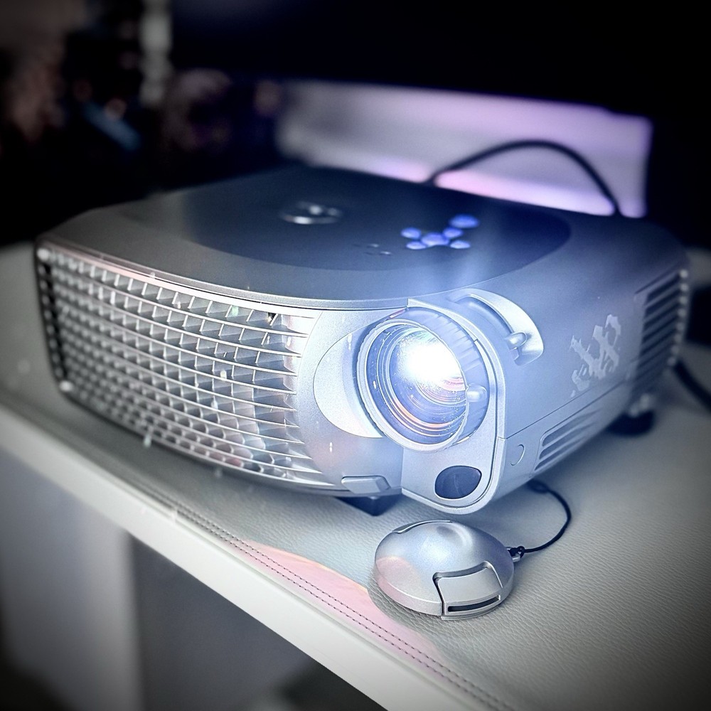 Dell 1201MP DLP Desktop Projector