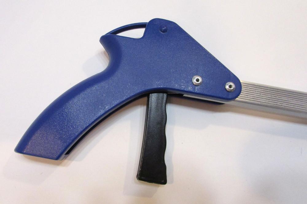 Gopher II Deluxe Pick Up Reaching Aid Spring Clamp Rubber Suction Trigger Handle