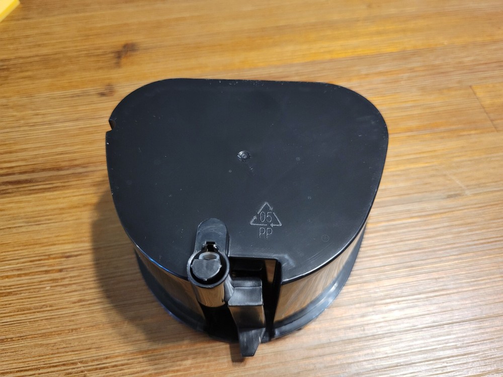 Dash DCBB300 Iced Beverage Maker Black Plastic Filter Basket Holder