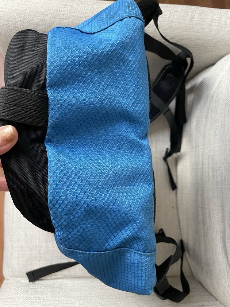 Hi-Tec Hydration Hiking Backpack – Blue & Black (No Bladder) -Preowned