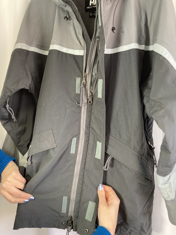 Helly Hansen Helly Tech Waterproof Grey Activewear Jacket Size Large Hooded