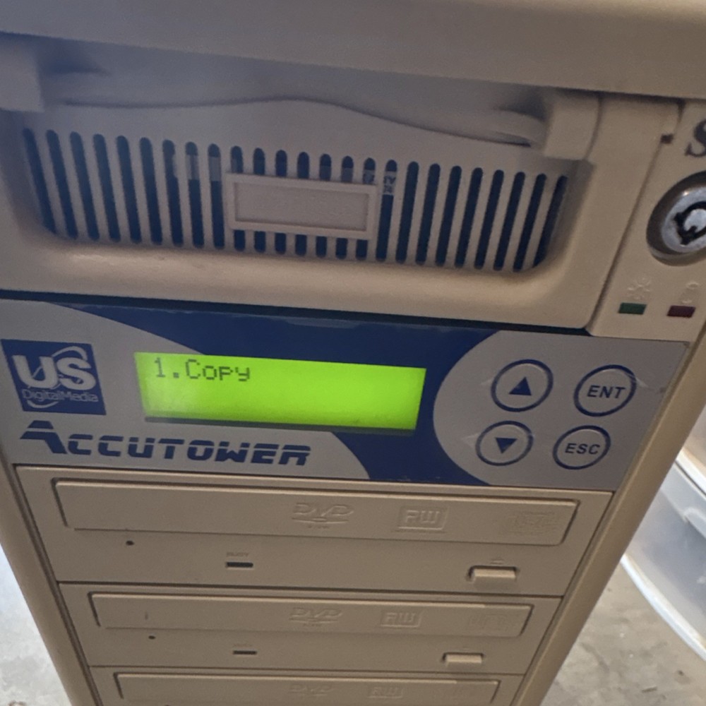 US Digital Media Accutower 10-Target CD DVD Duplicator Standalone