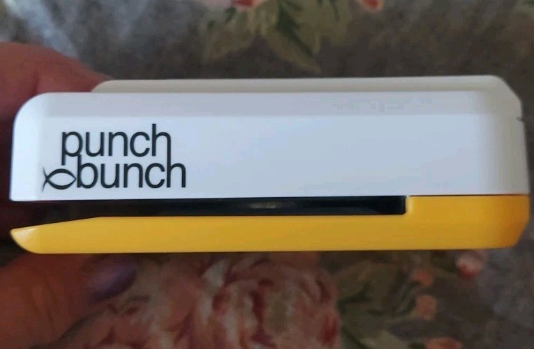 Punch Bunch 1.5" Oval Paper Punch