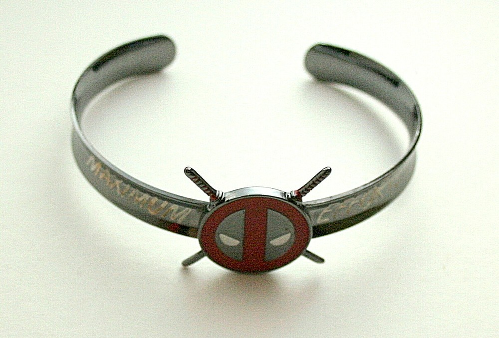 Marvel Comics Deadpool Logo Bangle Maximum Effort Bracelet New NOS Box