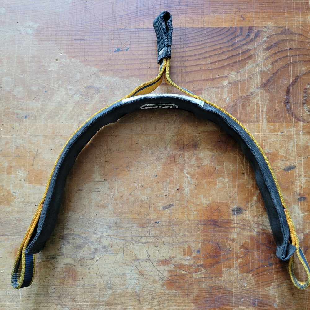 Petzl Lift - Spreader for Harnesses