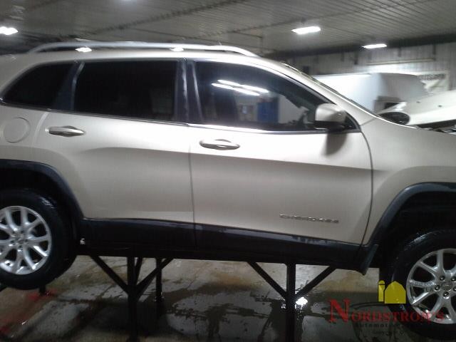 2014 Jeep Cherokee Driver Front Headrest Only Black Cloth
