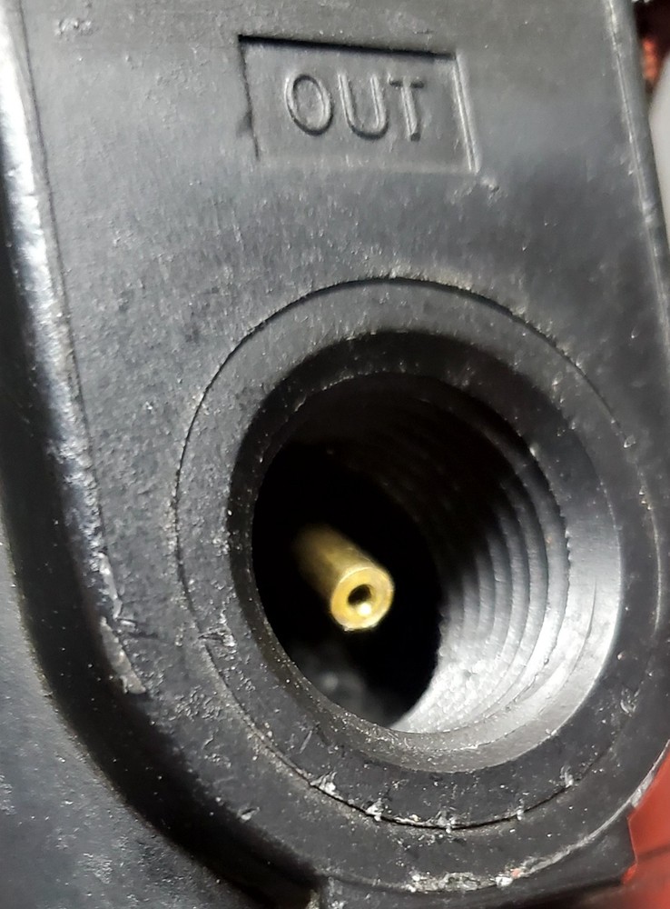 FAIRCHILD PRECISION PRESSURE REGULATOR