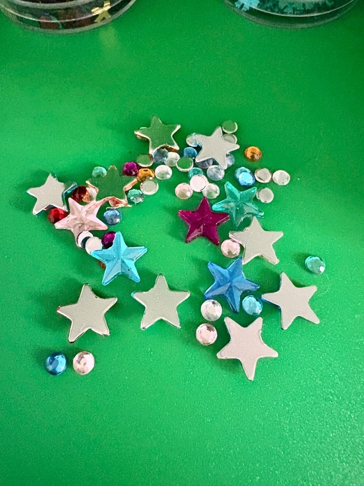 Multicolored Shaped Glitter - 7 0.5 oz containers plus 0.2 oz