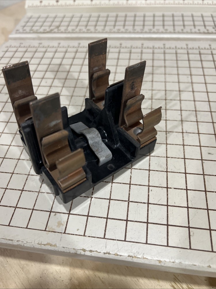 American 60 amp Fuse Holder Pull Out - RANGE STAMPED