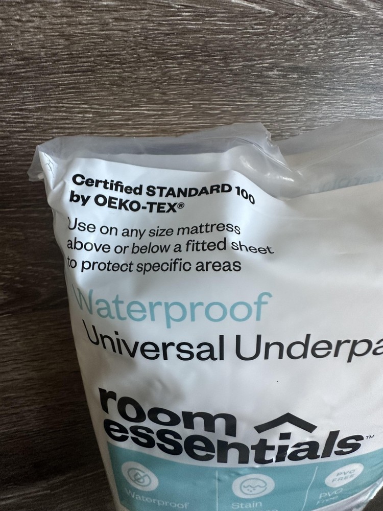 Room Essentials Waterproof Universal Underpad One Size PVC Free Bed Protector