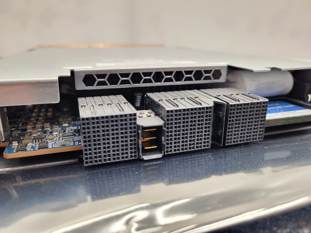 Dot Hill FRUTC05-01 12Gb SAS / FC Disk Array Controller Module 81-00000078-00-03