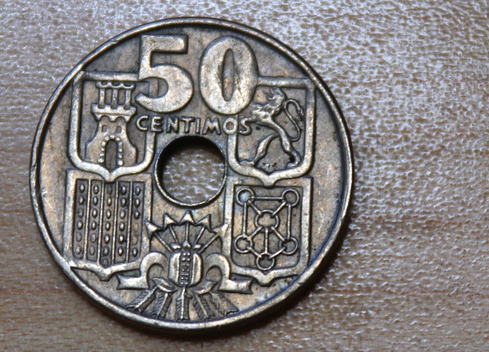 1949 52 Spain 50 Centimos Anchor