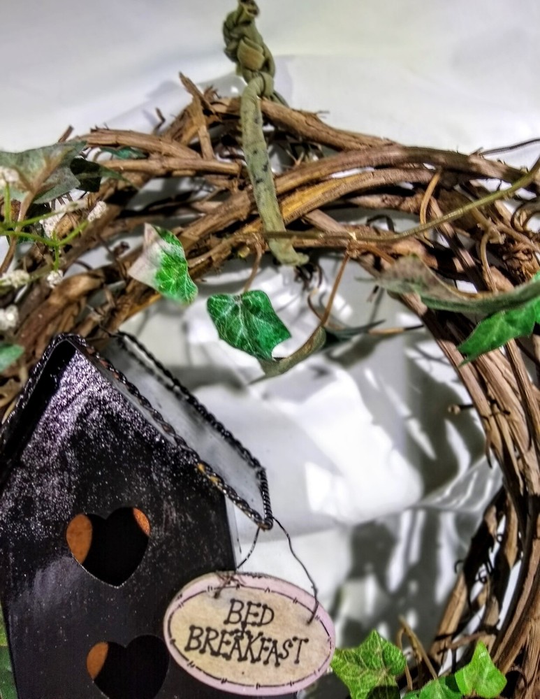 Handmade Wreath "Bed And Breakfast"