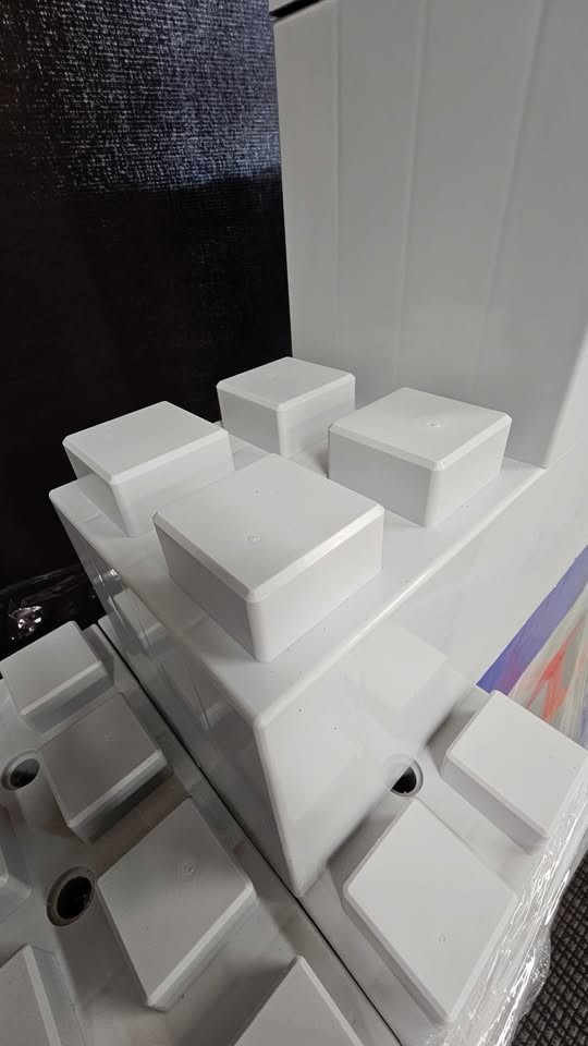 Everblock Modular Wall with Door