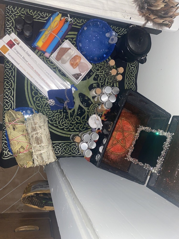 Large Witch Travel Altar