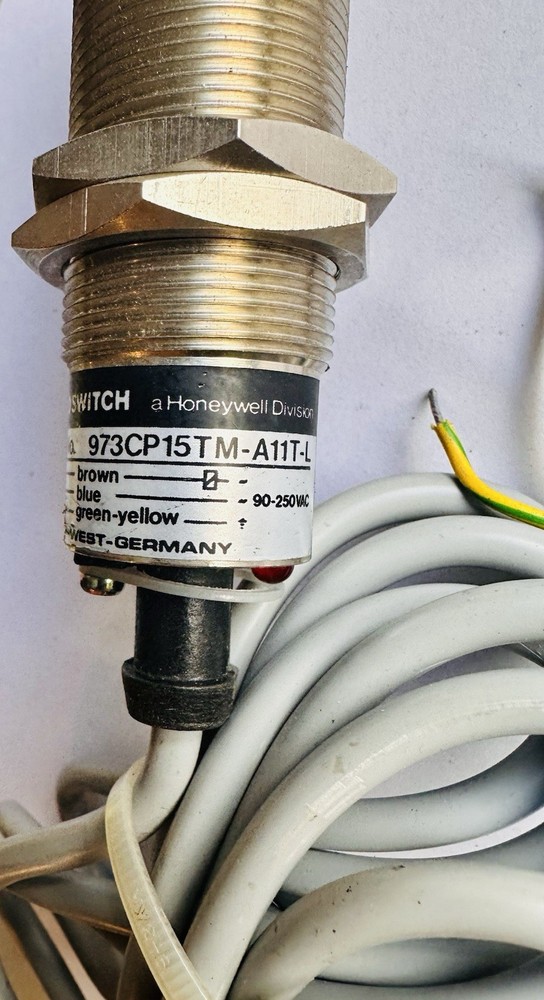 HONEYWELL MICRO SWITCH 973CP15TM-A11T-L