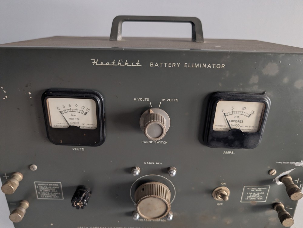 HEATHKIT BATTERY ELIMINATOR MODEL BE-5 Powers On Meters Move Needs TLC