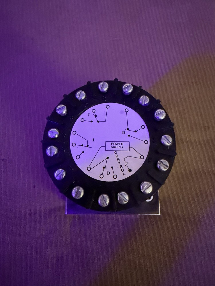 ATC 655-8-3001 TENOR Industrial Timer Controller 240VAC Multi-Function Relay