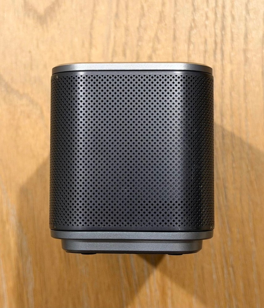Samsung Level Box EO-SB330 Bluetooth Speaker Portable Wireless OEM Tested w/ Box