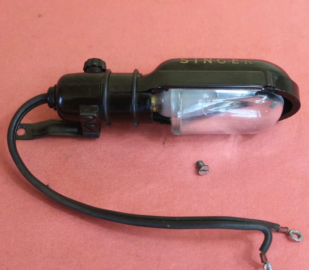 Vintage Singer Bakelite Singerlight Work Light