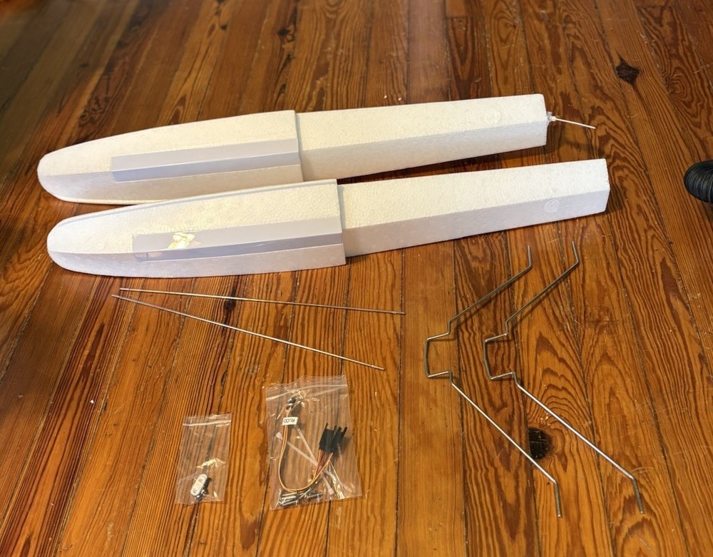 FMS MAULE 1500 mm FLOATS
