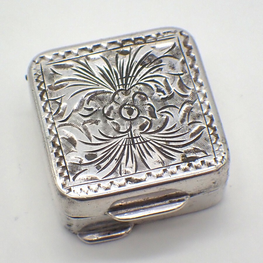 Engraved Square Pill Box 800 Silver Italy