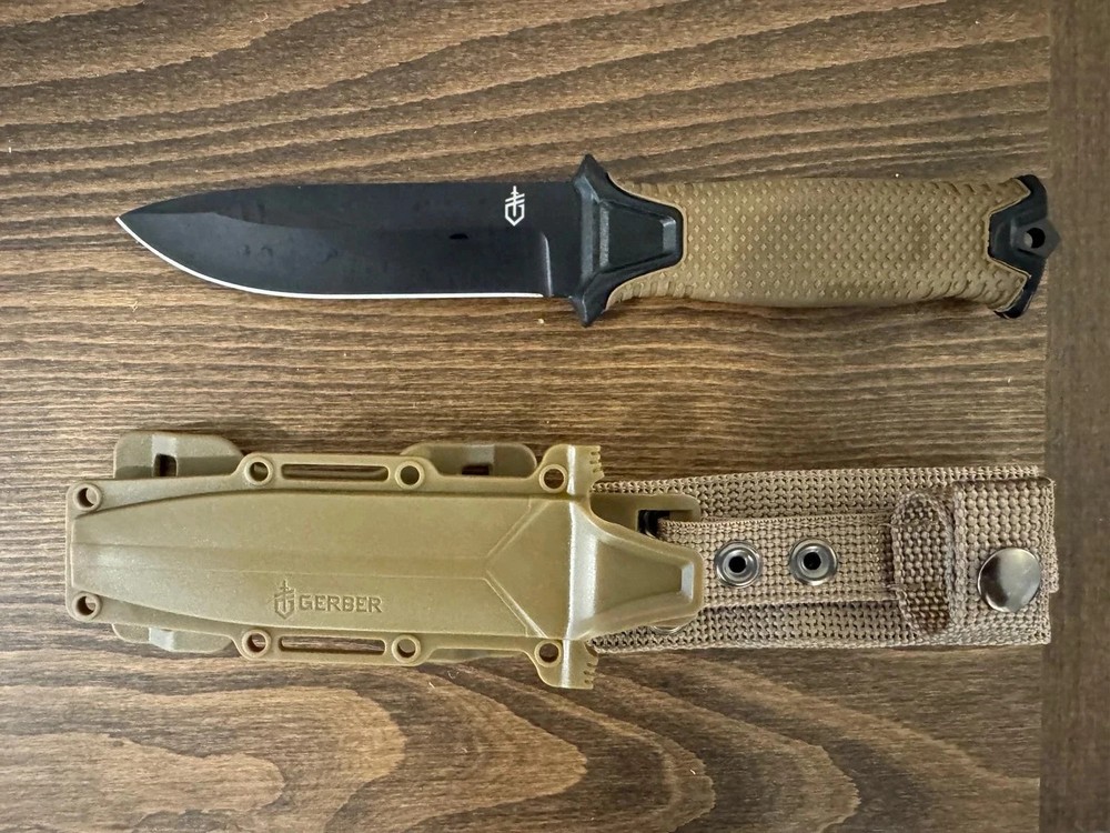 Gerber StrongArm Fixed Blade Knife Plain Edge - Coyote Brown