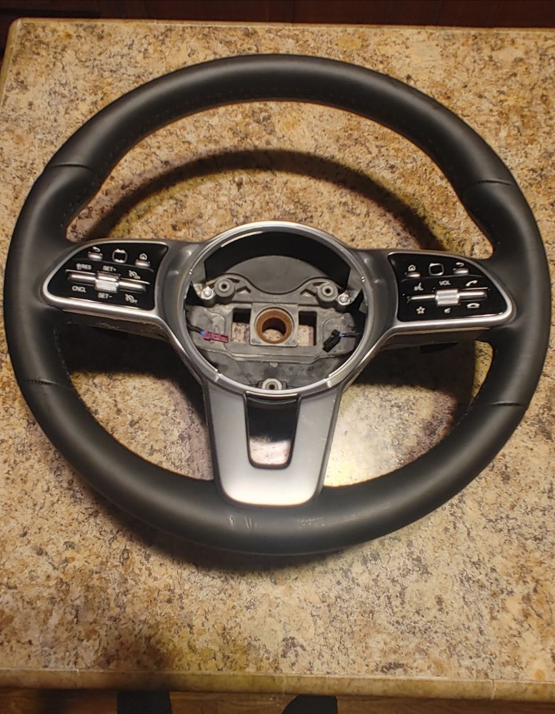 Mercedes Benz 167 GLE Steering Wheel