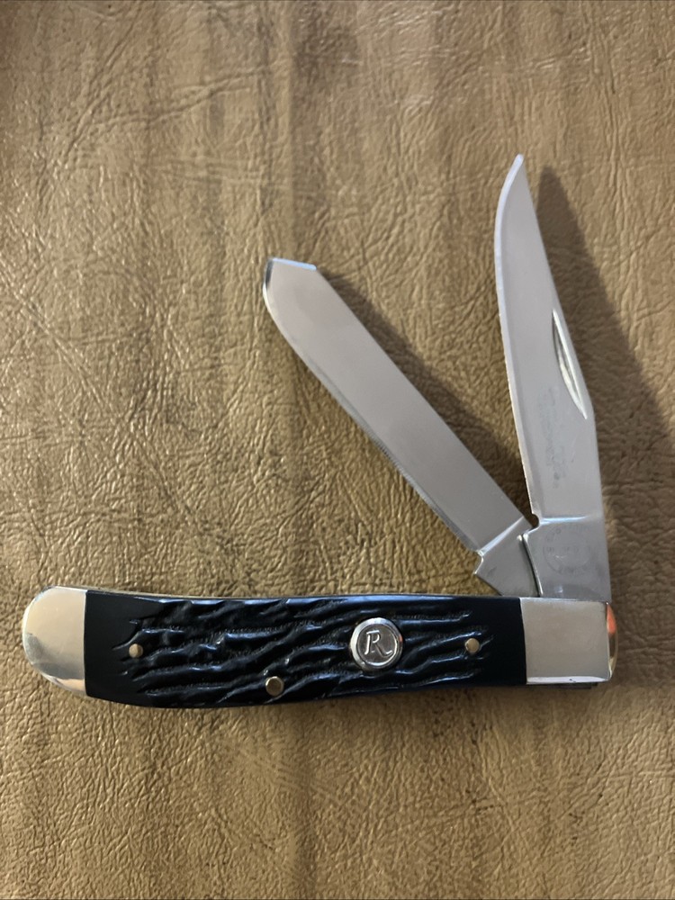 2 Bladed Remington Pocket Knife