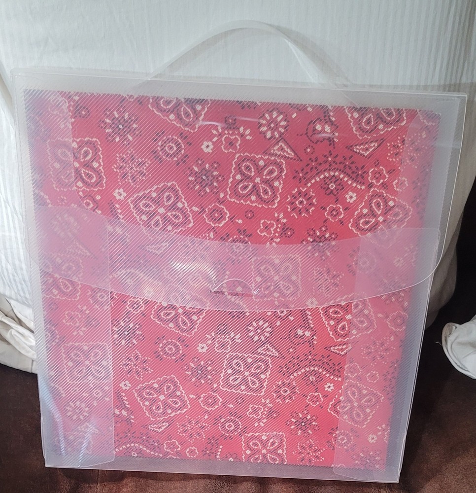Plastic Scrapbook Project Organizers