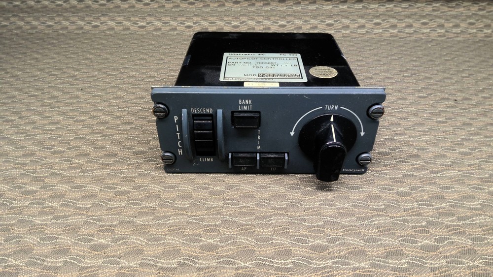 Autopilot Controller PC400 7003897-923 Removed Working
