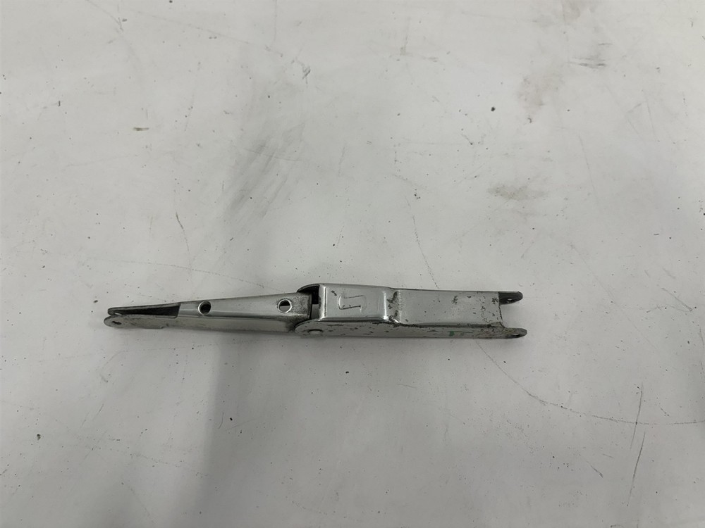 Luscombe Model 8 Window Latch Prop