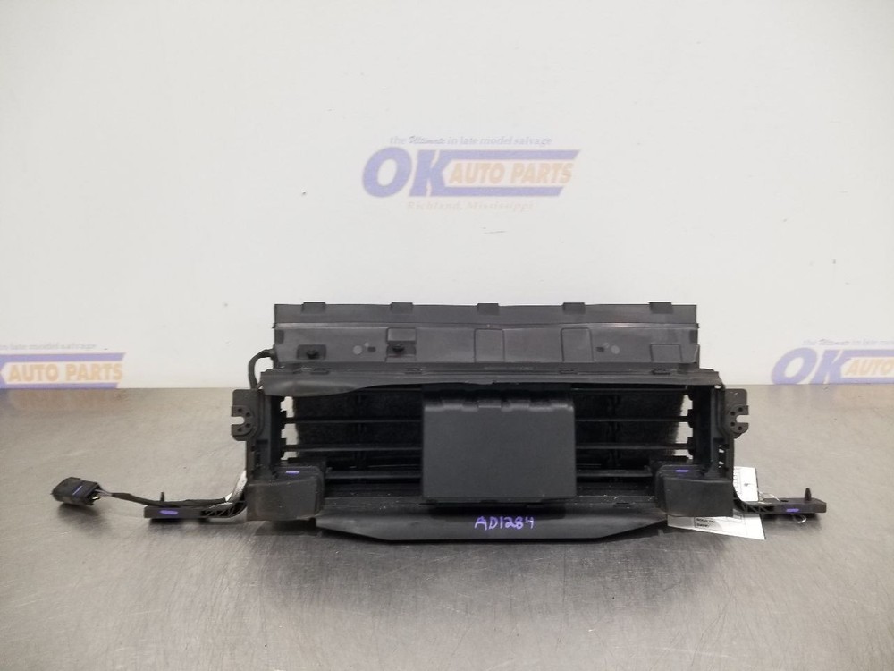 22 FORD BRONCO 2.3L LOWER AIR SHUTTER