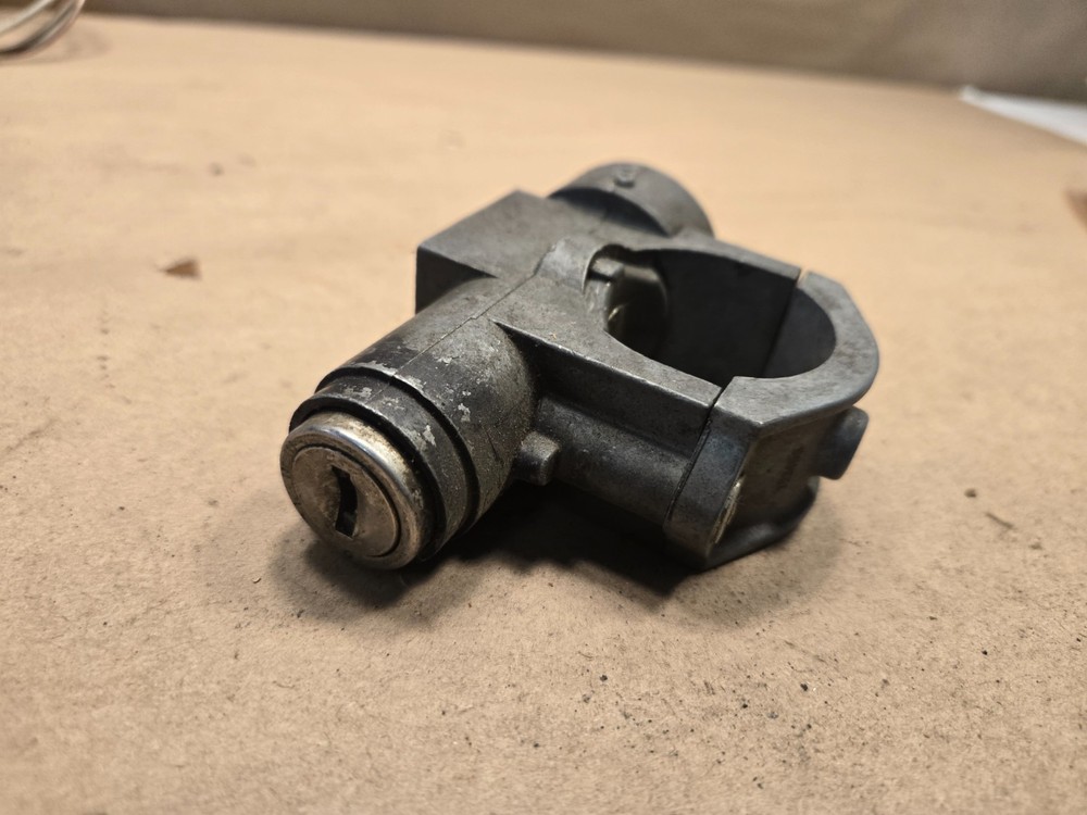 MG MGB Midget Column Lock 18G8905