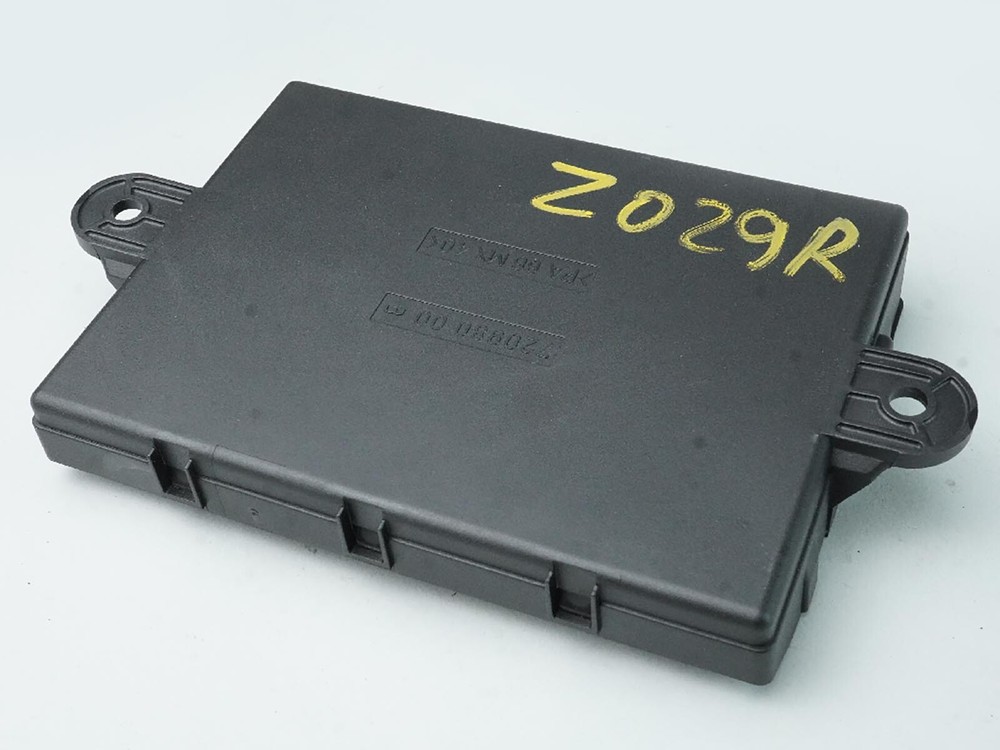 2008 - 2013 Mercedes Benz S Class W221 Door Control Module Computer Rh Front