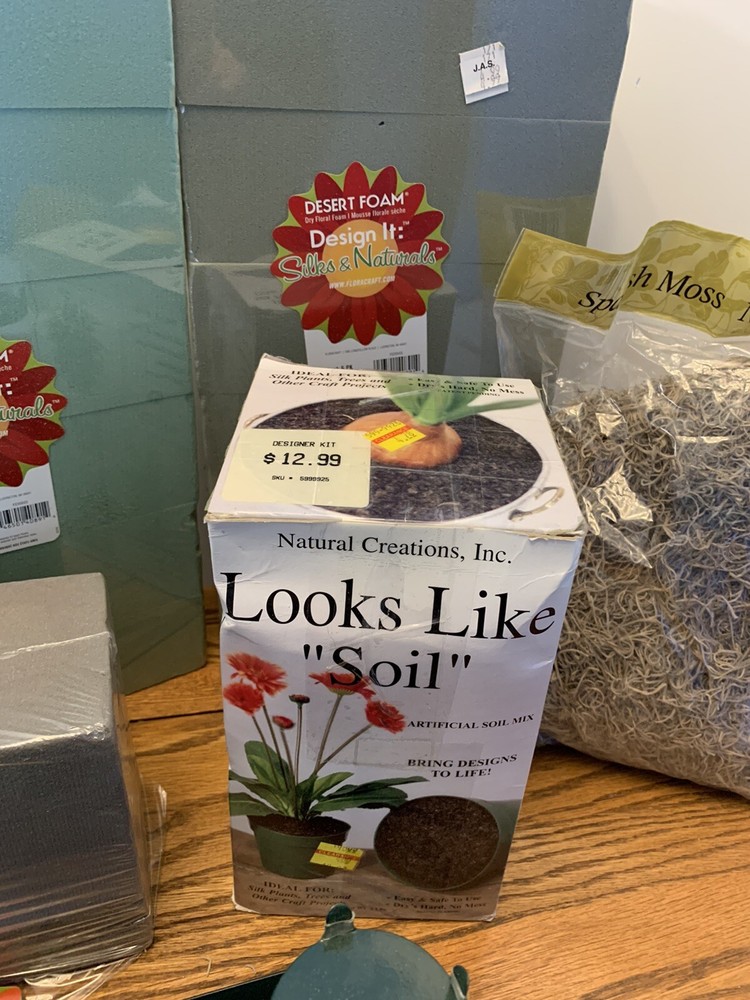 Floral Dry Foam and Extras