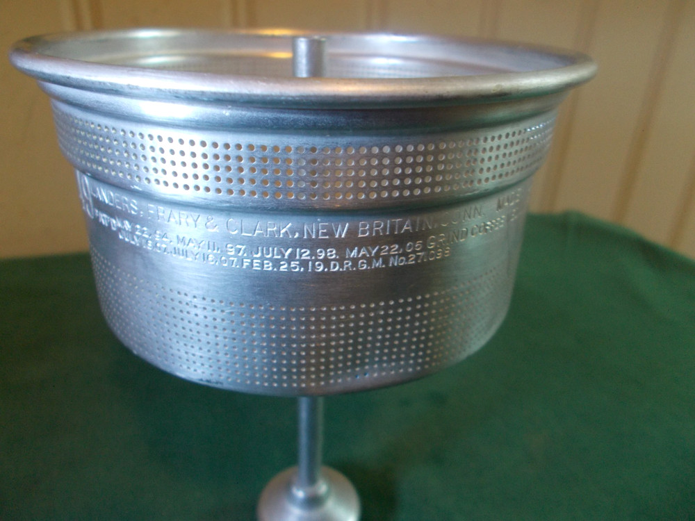 ANTIQUE UNIVERSAL COFFEE PERCOLATOR CLEAN WORKS GREAT!