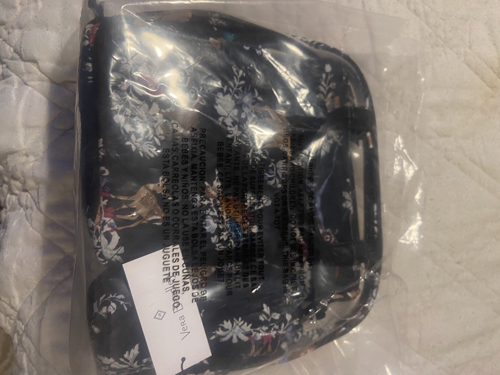 Vera Bradley 4 Piece Cosmetic Set