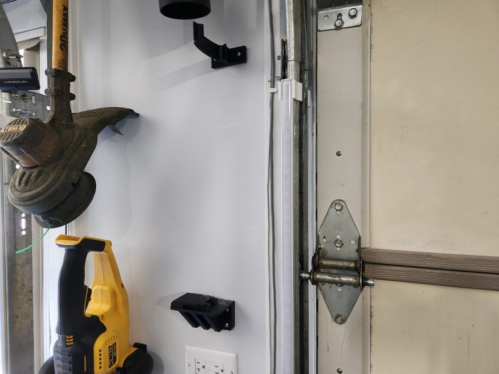 Dewalt DCCS620 Chainsaw Mount