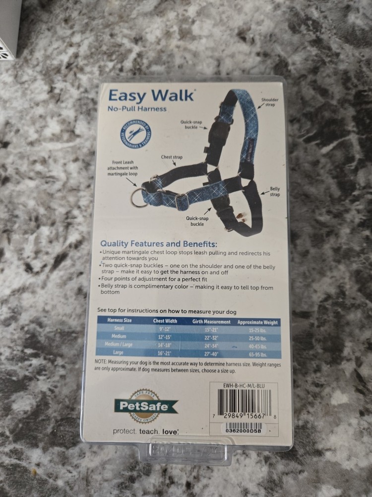 PetSafe Bling EasyWalk Harness Medium/Large Blue Bling