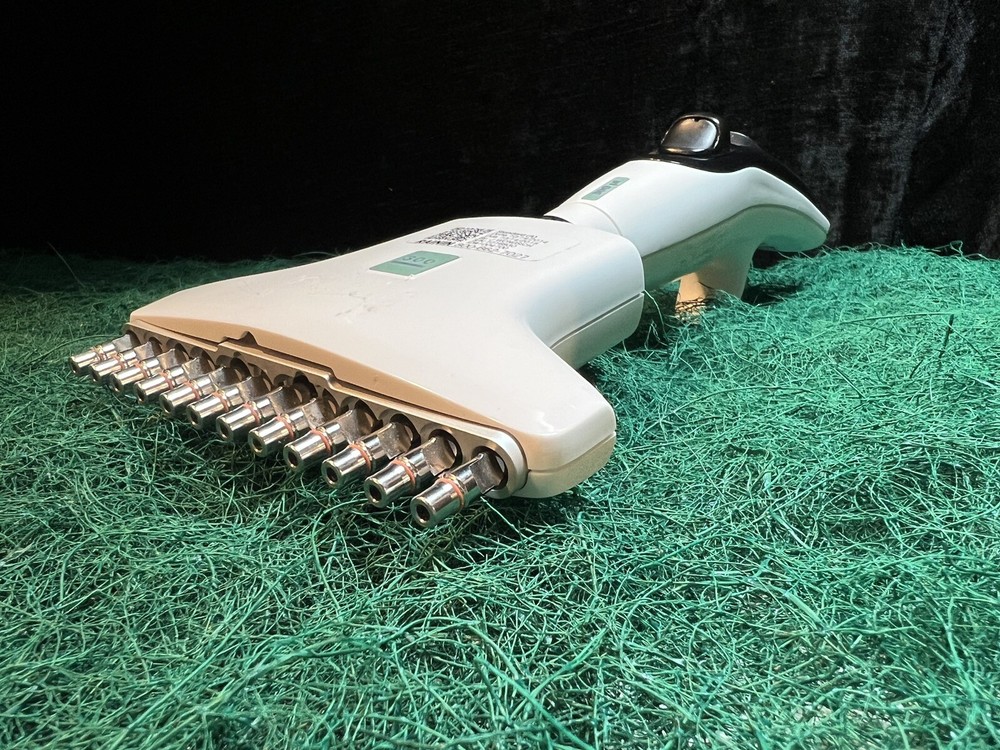 INTEGRA VIAFLO 12 Channel Electronic Pipette 300uL