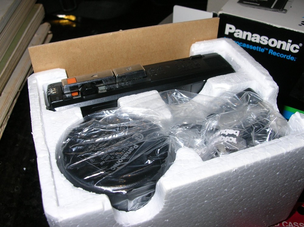 Working Panasonic RN-190 Microcassette Recorder Complete with Box & Instructions