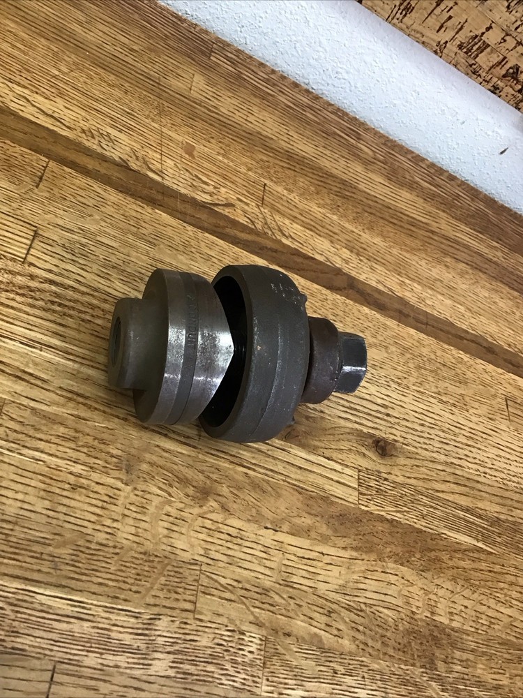 Greenlee 2" Conduit Knockout Punch Set