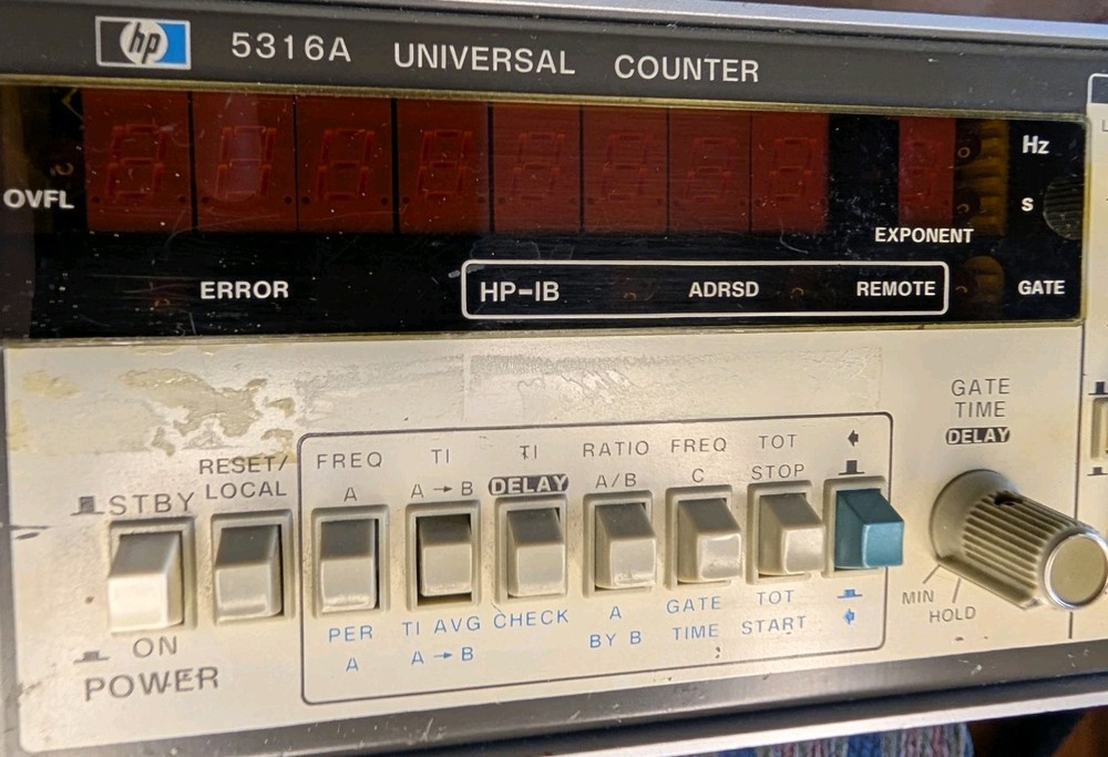 HP 5316A Universal Counter Powers On