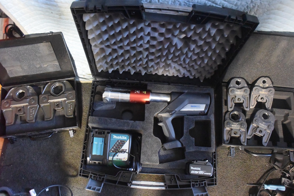 Nibco Press Tool Model PC 280  Copper Pipe Press Tool with 6 Jaws CLEAN